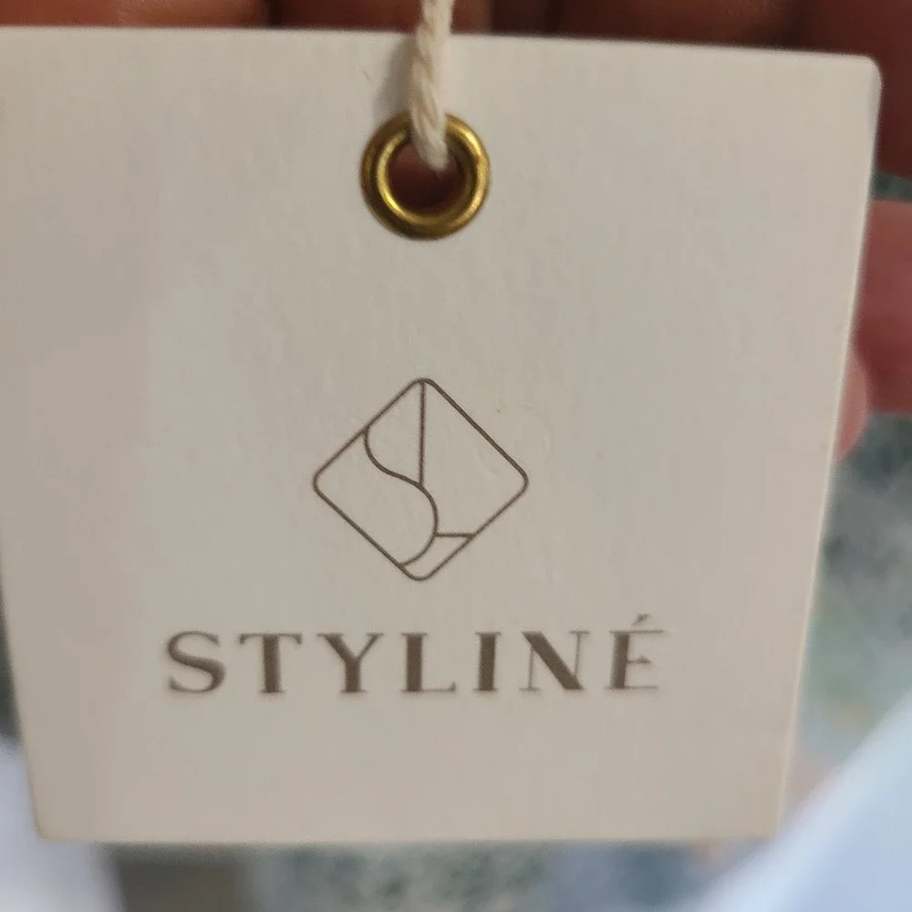 Skyline Women's Colorful‎ Floral Wrap Shaw One Size